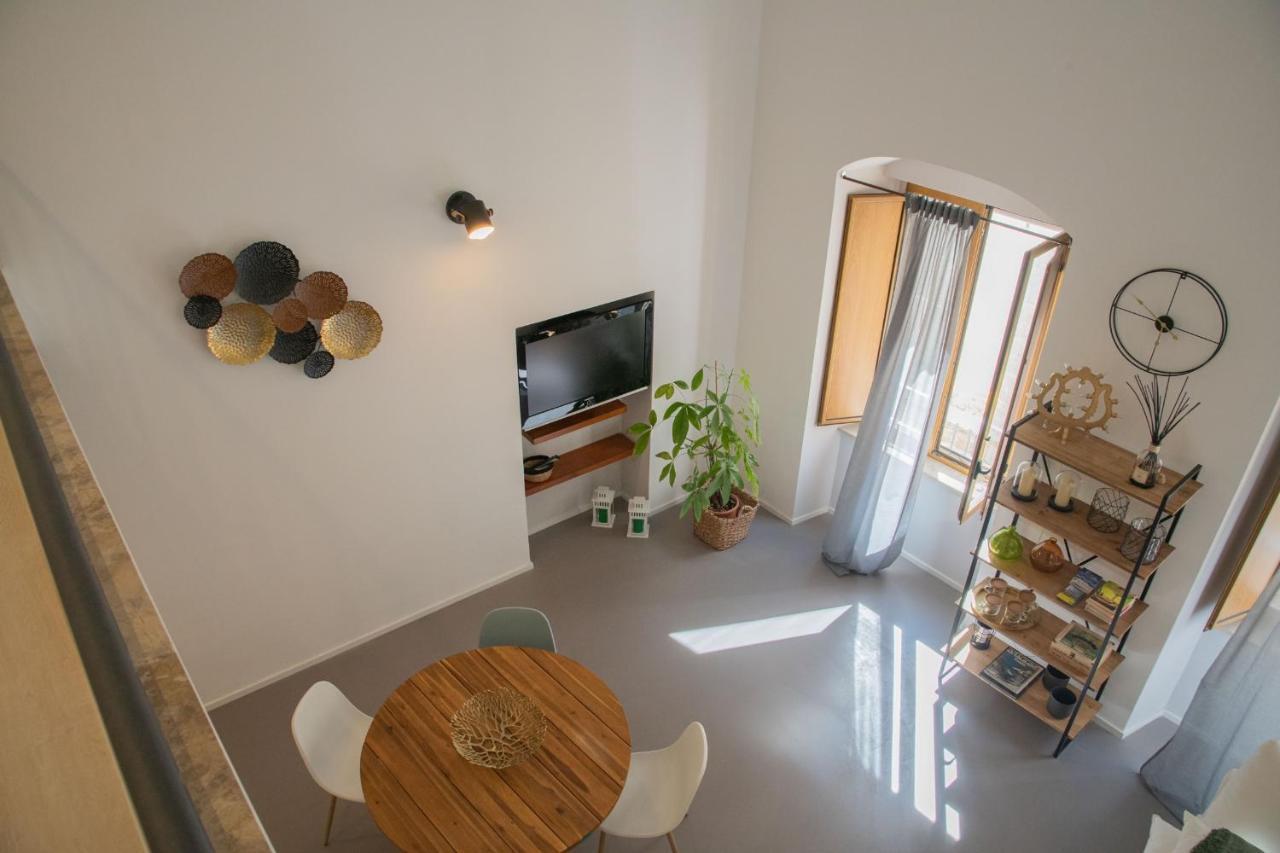 Casa Sant'Orsola - Appartamento Nella Citta Antica Μολφέττα Εξωτερικό φωτογραφία